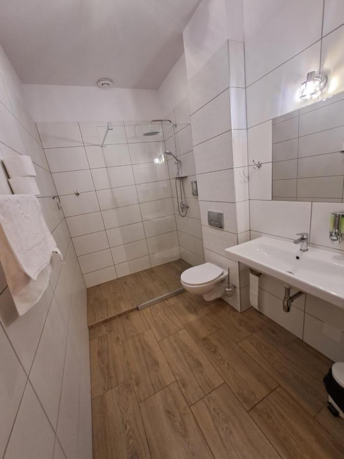 Dworek Staropolski Poznan Exterior foto