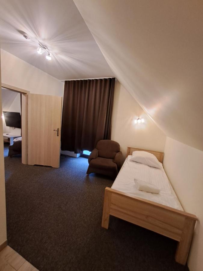 Dworek Staropolski Poznan Exterior foto